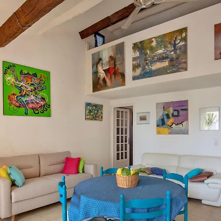 Casa Au Coeur Du Village Proche Du Port Et De La *