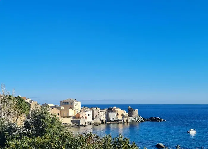 Casa Erbalunga Au cœur du village proche du port et de la plage Erbalunga (Corsica)