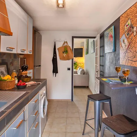 Casa Au Coeur Du Village Proche Du Port Et De La *