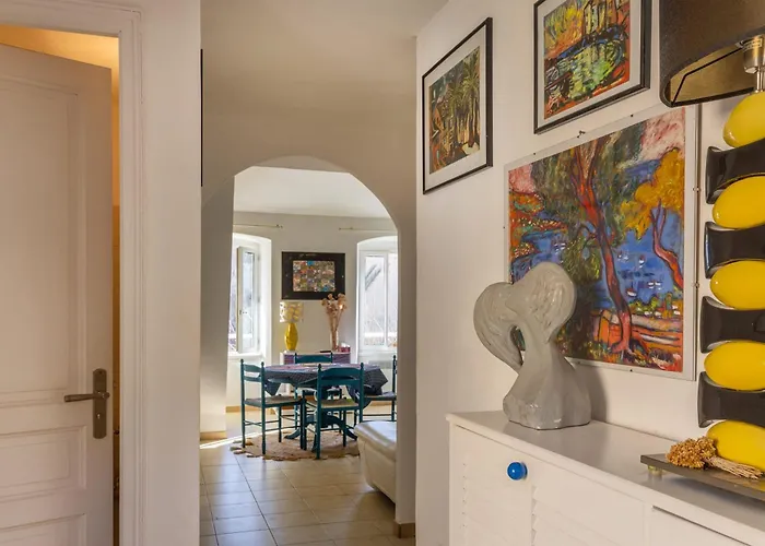 Casa Au Coeur Du Village Proche Du Port Et De La Διαμέρισμα *