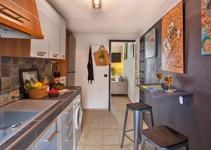 Casa Au Coeur Du Village Proche Du Port Et De La *